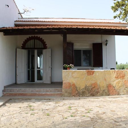 מנפי Casa Bouganville Villetta Tra Le Vigne E Il Mare מראה חיצוני תמונה